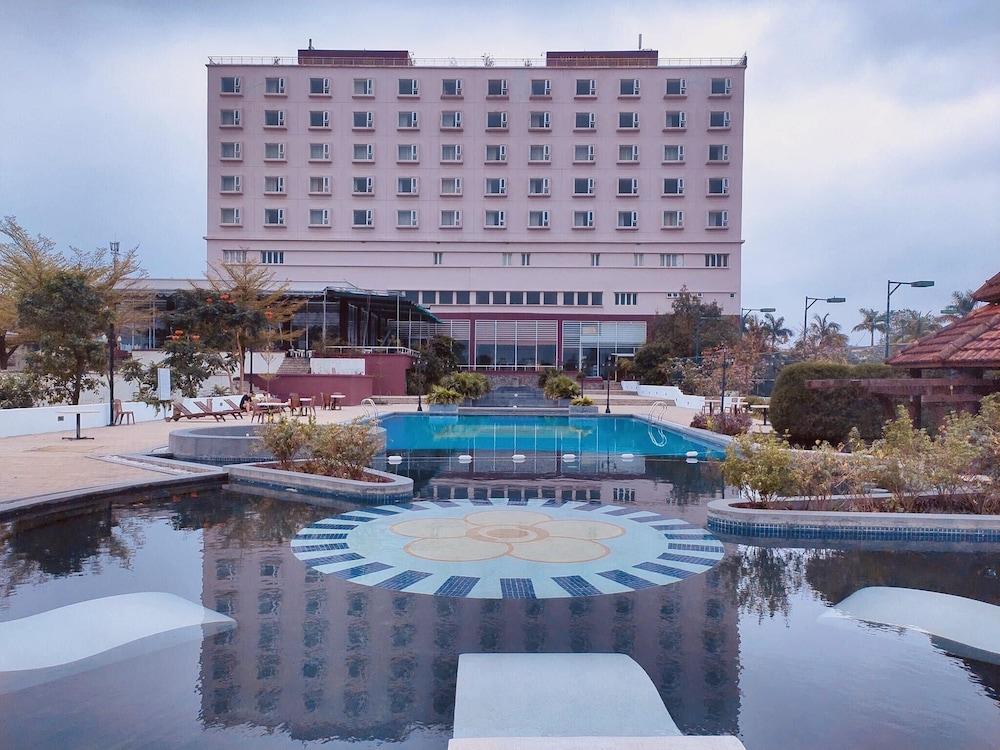 Sai Gon Dong Ha Hotel - A Member Of Saigontourist Group Quang Tri Esterno foto